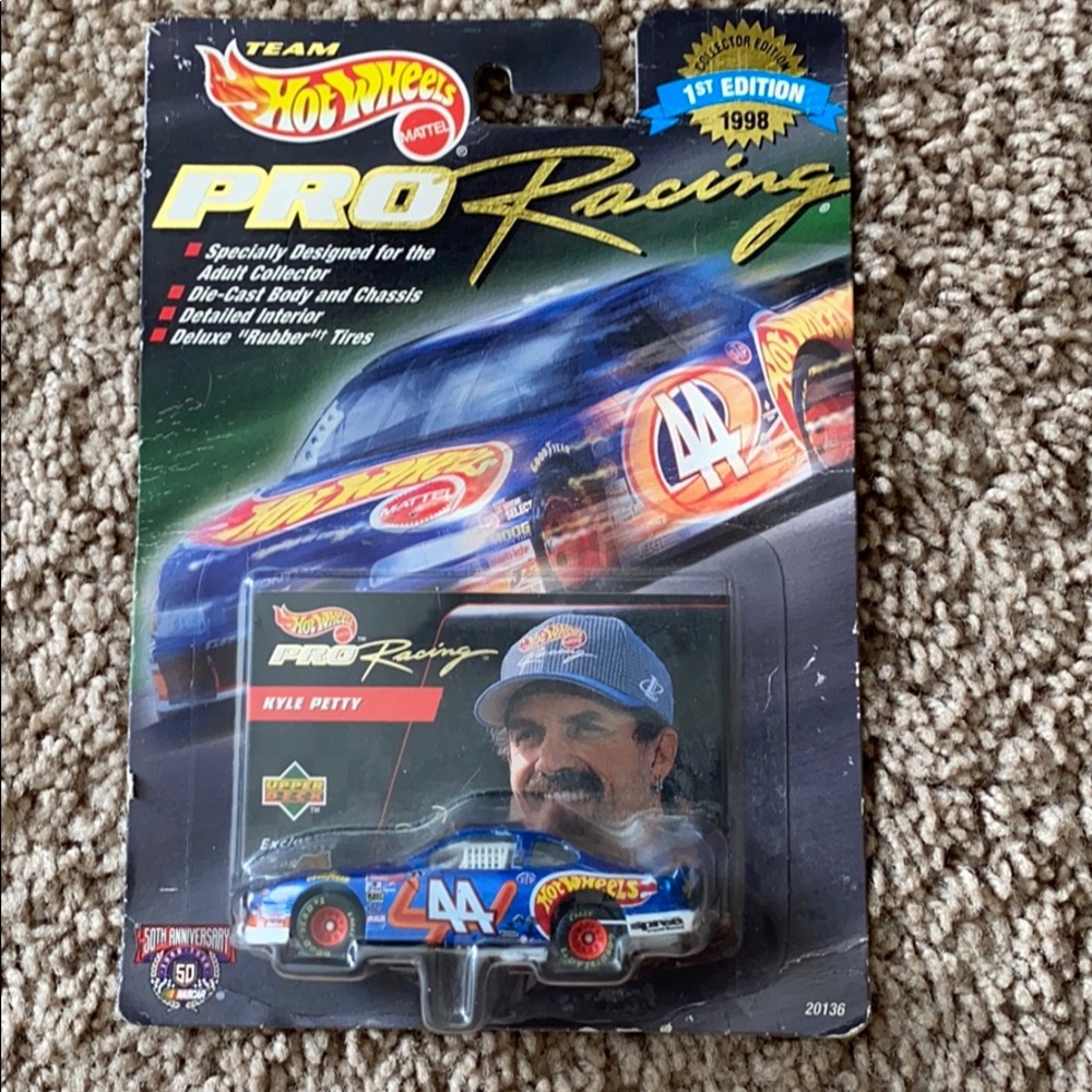 Kyle petty hot wheels car NIP 1998
